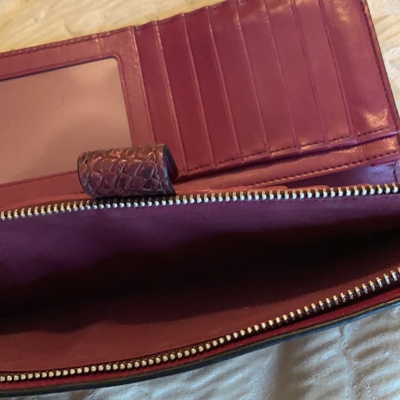 Wallet - Picture 3 of 5